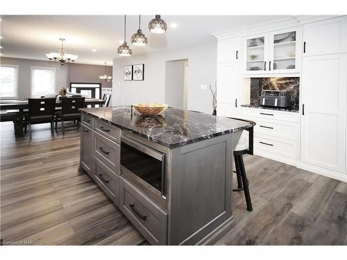 63 Catherine Street, Fort Erie, ON - Indoor Photo Showing Kitchen With Upgraded Kitchen