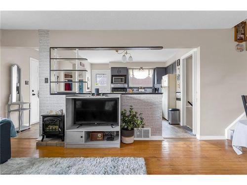 63 Honeywell Drive, Hamilton, ON - Indoor Photo Showing Living Room With Fireplace