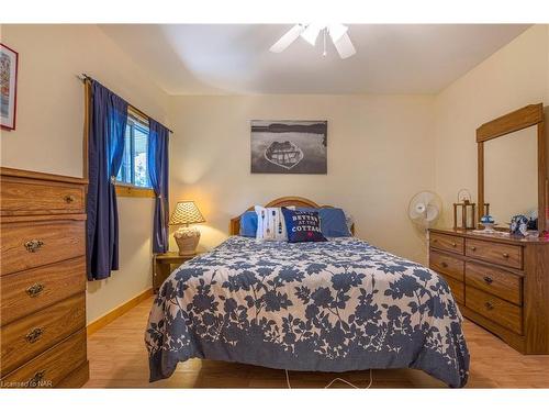 47 Gull Line, Lowbanks, ON - Indoor Photo Showing Bedroom