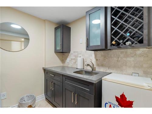 161 Ridge Road S, Crystal Beach, ON - Indoor Photo Showing Bathroom