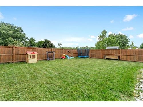 161 Ridge Road S, Crystal Beach, ON - Outdoor With Backyard