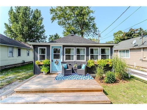 363 Helen Street, Crystal Beach, ON 