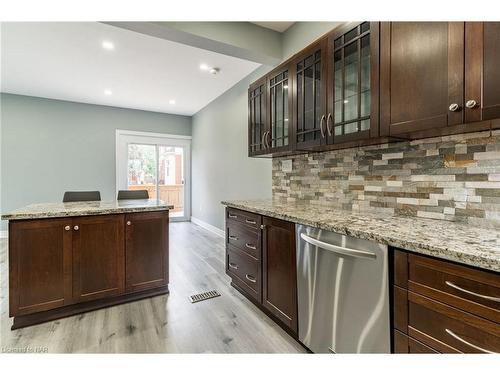 5197 Second Avenue, Niagara Falls, ON - Indoor Photo Showing Kitchen