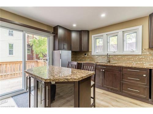 5197 Second Avenue, Niagara Falls, ON - Indoor Photo Showing Kitchen