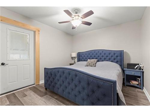 35 Dunblane Avenue, St. Catharines, ON - Indoor Photo Showing Bedroom