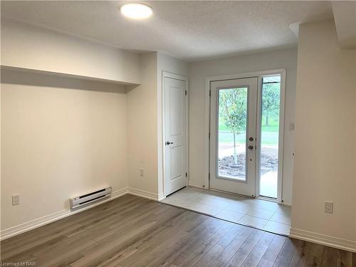 4-42 Sidney Rose Common, St. Catharines, ON - Indoor Photo Showing Other Room