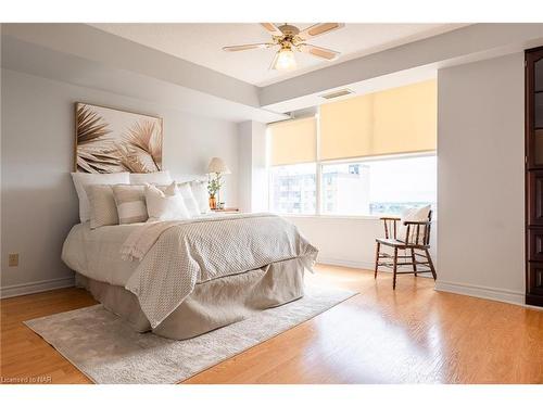 Ph 4-7 Gale Crescent, St. Catharines, ON - Indoor Photo Showing Bedroom