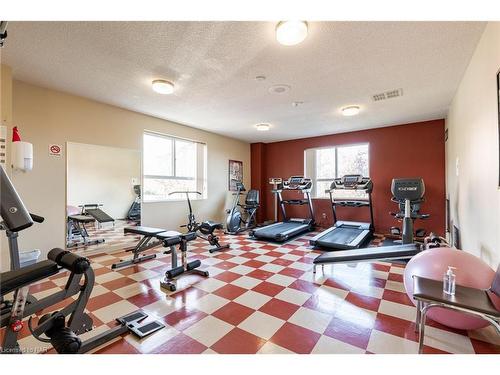 Ph 4-7 Gale Crescent, St. Catharines, ON - Indoor Photo Showing Gym Room