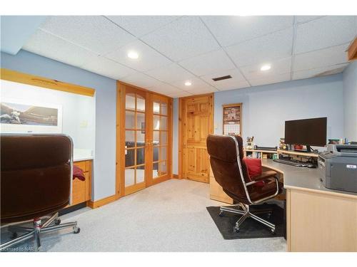 7385 Woodgate Street, Niagara Falls, ON - Indoor Photo Showing Office