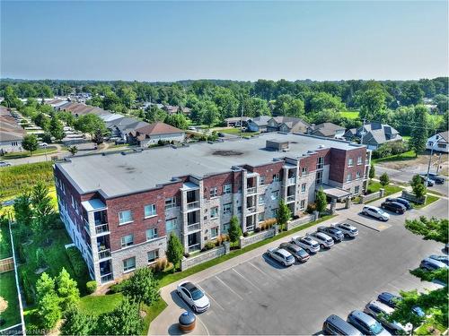 211-529 South Pelham Road, Welland, ON - Outdoor With View