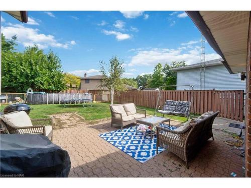 6896 Cumberland Court, Niagara Falls, ON - Outdoor With Deck Patio Veranda With Exterior