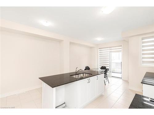 3407 Sixth Line Line, Oakville, ON - Indoor Photo Showing Kitchen With Double Sink