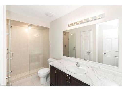 3407 Sixth Line Line, Oakville, ON - Indoor Photo Showing Bathroom