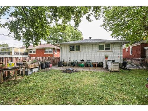 195 Central Avenue, Fort Erie, ON - Outdoor With Backyard With Exterior