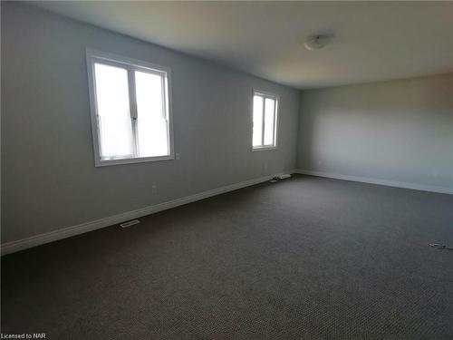 4377 Willick Road, Niagara Falls, ON - Indoor Photo Showing Other Room