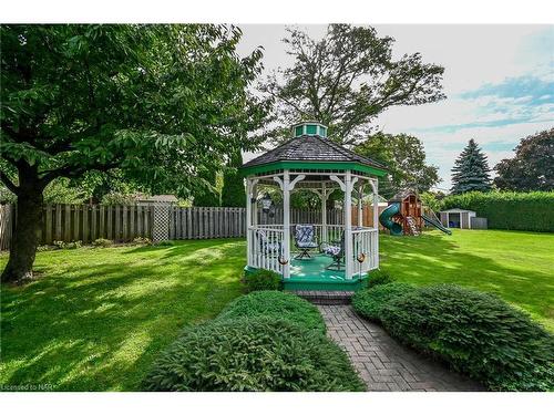 48 Prince Charles Drive, St. Catharines, ON - Outdoor With Deck Patio Veranda With Backyard