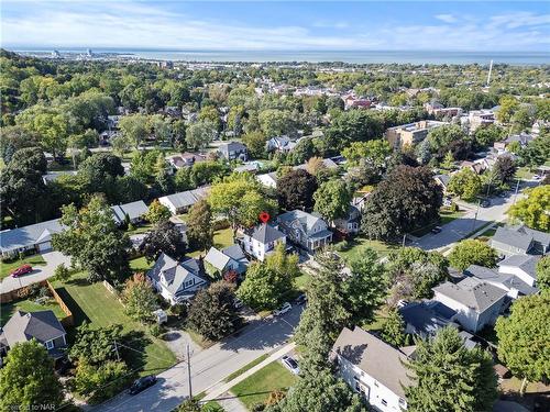 22 Robinson Street S, Grimsby, ON - Outdoor With View