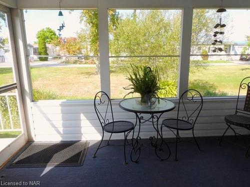 165-3033 Townline Road, Stevensville, ON - Indoor Photo Showing Other Room