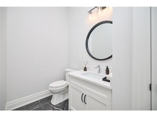 107 Millpond Road, Niagara-On-The-Lake, ON - Indoor Photo Showing Bathroom