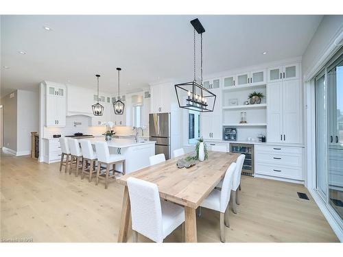 107 Millpond Road, Niagara-On-The-Lake, ON - Indoor Photo Showing Dining Room