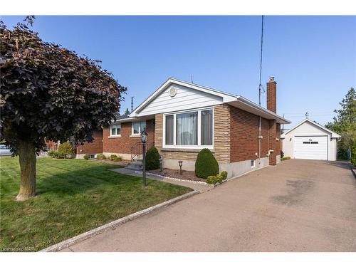 3580 Dorchester Road, Niagara Falls, ON - Outdoor