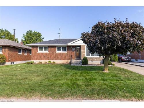 3580 Dorchester Road, Niagara Falls, ON - Outdoor