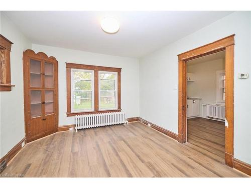 5060 Morrison Street, Niagara Falls, ON - Indoor Photo Showing Other Room