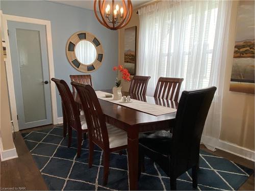 133 Lavinia Street, Fort Erie, ON - Indoor Photo Showing Dining Room