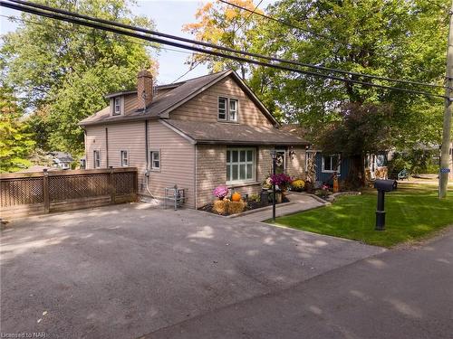 10562 Lakeshore Road W, Port Colborne, ON - Outdoor