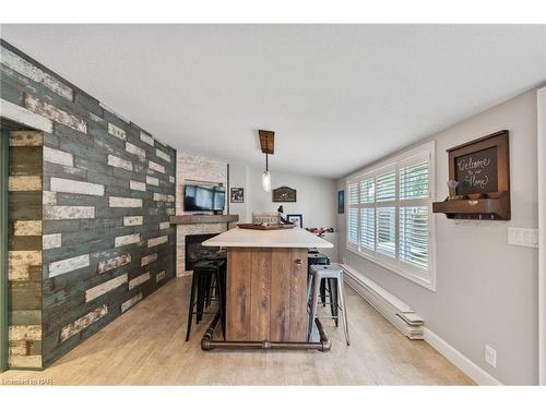 10562 Lakeshore Road W, Port Colborne, ON - Indoor Photo Showing Other Room