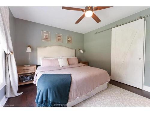 472 Read Road, St. Catharines, ON - Indoor Photo Showing Bedroom