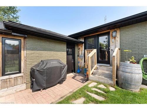 472 Read Road, St. Catharines, ON - Outdoor With Backyard