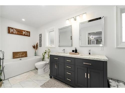 8 Runnymede Road, Port Colborne, ON - Indoor Photo Showing Bathroom