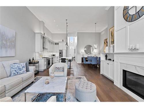 7 Albion Way, Niagara-On-The-Lake, ON - Indoor Photo Showing Living Room With Fireplace