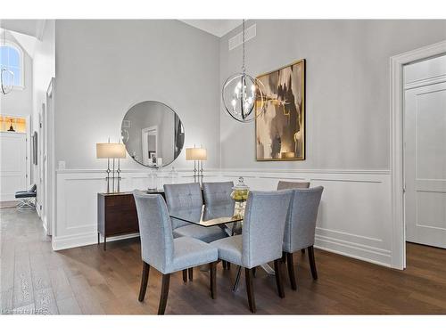 7 Albion Way, Niagara-On-The-Lake, ON - Indoor Photo Showing Dining Room