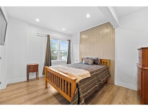 59 Permilla Street, St. Catharines, ON - Indoor Photo Showing Bedroom