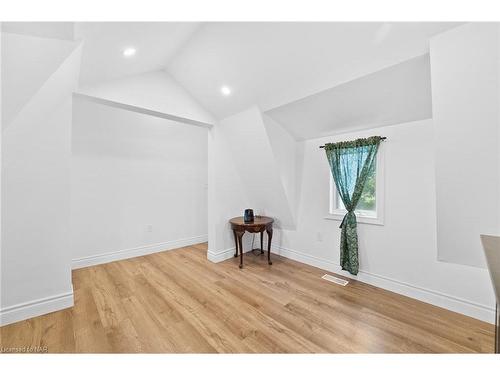 59 Permilla Street, St. Catharines, ON - Indoor Photo Showing Other Room