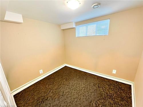 318 First Avenue Avenue, Welland, ON - Indoor Photo Showing Other Room