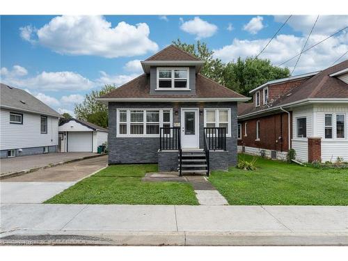 4584 Sixth Avenue, Niagara Falls, ON - Outdoor With Facade