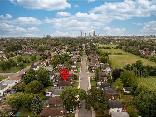 4584 Sixth Avenue, Niagara Falls, ON - Outdoor With View