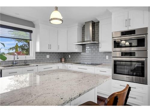 322 Russ Road, Grimsby, ON - Indoor Photo Showing Kitchen With Upgraded Kitchen