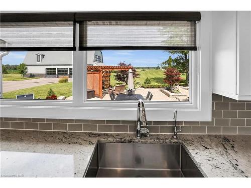 322 Russ Road, Grimsby, ON - Indoor Photo Showing Kitchen With Double Sink