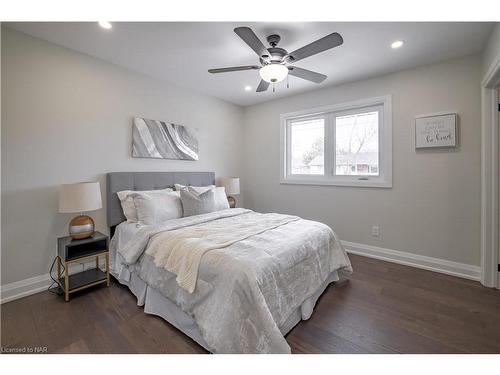 3873 Glenview Drive, Lincoln, ON - Indoor Photo Showing Bedroom