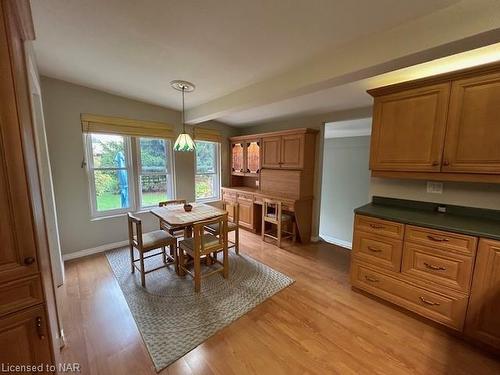 3640 Windermere Road, Niagara Falls, ON - Indoor Photo Showing Dining Room