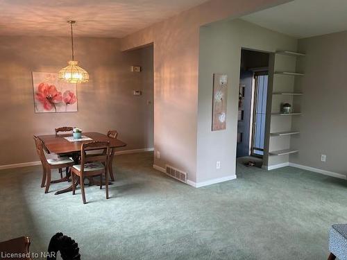 3640 Windermere Road, Niagara Falls, ON - Indoor Photo Showing Dining Room