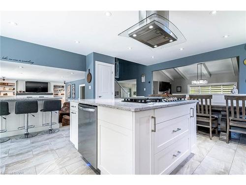 35 Countryside Drive, Welland, ON - Indoor Photo Showing Kitchen