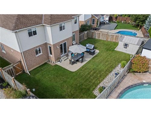 31 Graves Crescent, St. Catharines, ON - Outdoor With In Ground Pool