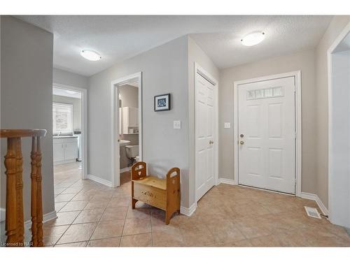 31 Graves Crescent, St. Catharines, ON - Indoor Photo Showing Other Room