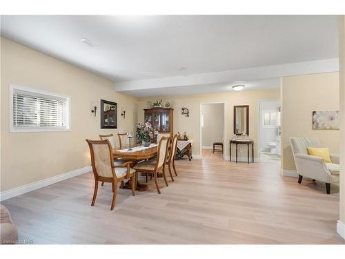 130 Loretta Drive, Virgil, ON - Indoor Photo Showing Dining Room