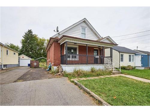 4419 Fifth Avenue, Niagara Falls, ON - Outdoor With Deck Patio Veranda